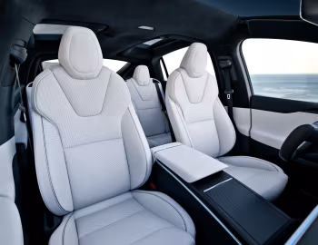 Интерьер Tesla Model X Plaid '2025–н.в.