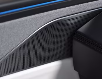 Интерьер Tesla Model Y '2025–н.в.