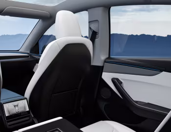 Интерьер Tesla Model Y '2025–н.в.