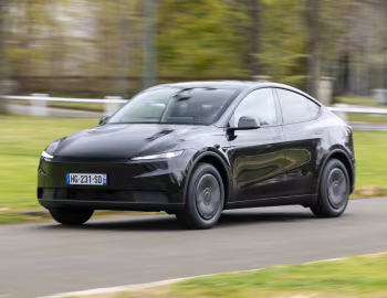 Tesla Model Y Standard [EU-spec] '2025–pr.