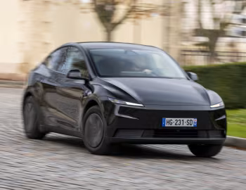 Tesla Model Y Standard [EU-spec] '2025–pr.
