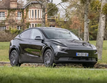 Tesla Model Y Standard [EU-spec] '2025–pr.