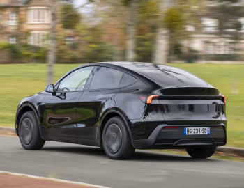 Tesla Model Y Standard [EU-spec] '2025–pr.
