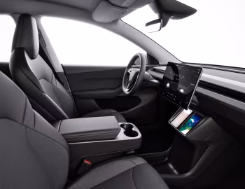 Interior Tesla Model Y Standard '2025–pr.