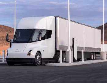 Tesla Semi '10.2022–н.в.