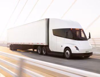 Tesla Semi '10.2022–н.в.