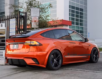 Unplugged Performance Tesla Model X "SpaceX" '11.2016