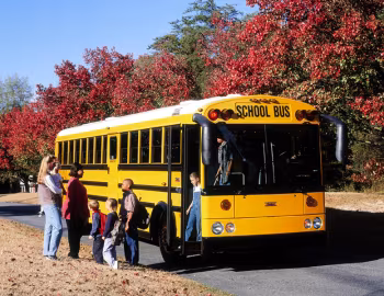 Thomas Saf-T-Liner HDX School Bus '2004–н.в.