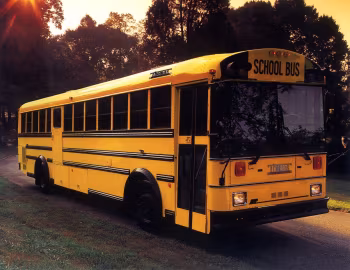 1991–2004 Thomas Saf-T-Liner MVP-ER School Bus