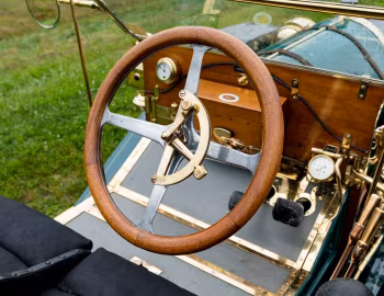 内饰 1910 Thomas Flyer M-6-40