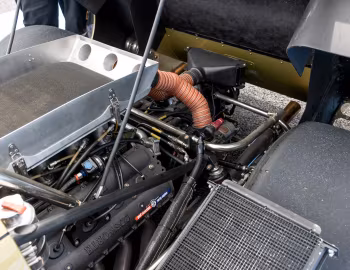 Under The Hood Toj SC 304 (#10.76) '1976