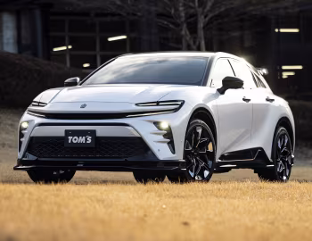 TOM'S Toyota Crown Sport '2025–pr.