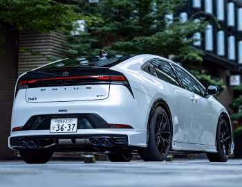 TOM'S Toyota Prius '2024–pr.