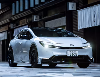 TOM'S Toyota Prius '2024–pr.