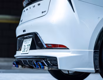 TOM'S Toyota Prius '2024–pr.