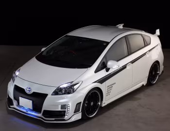 Tommykaira Toyota Prius RR-GT (ZVW35) '2011–16