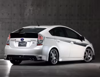 Tommykaira Toyota Prius RR (ZVW35) '2010–11
