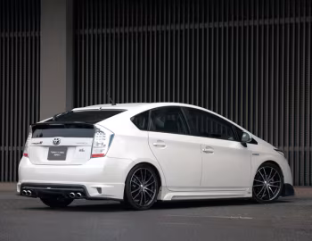 Tommykaira Toyota Prius RR (ZVW35) '2010–11