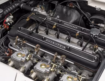 Bajo el capó Toyota 2000GT Convertible '1966