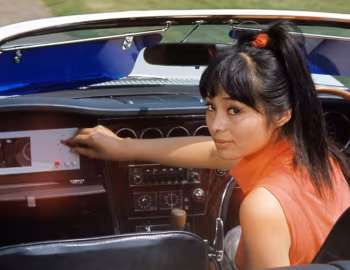 Toyota 2000GT Convertible, Akiko Wakabayashi