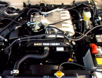 Bajo el capó 1997–99 Toyota 4Runner '1996–99