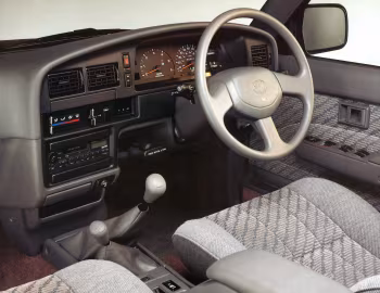 Panel frontal Toyota 4Runner 5-door [UK-spec] '1992–95