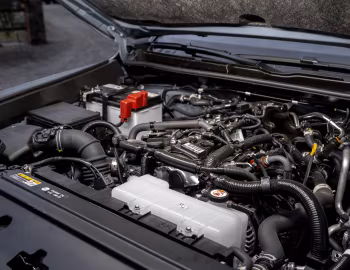Bajo el capó 2025–pr. Toyota 4Runner Limited '2024–pr.