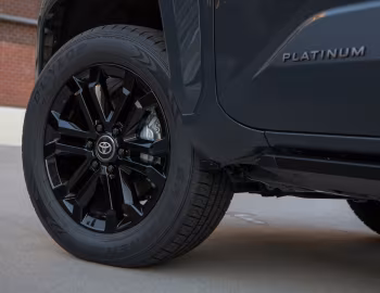 2025–pr. Toyota 4Runner Platinum '2024–pr.