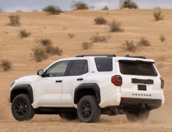 2025–pr. Toyota 4Runner SR5 '2024–pr.