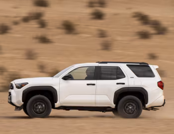 2025–pr. Toyota 4Runner SR5 '2024–pr.