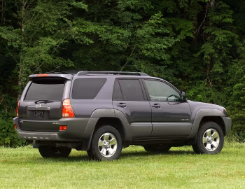 2003–05 Toyota 4Runner SR5 [North America] (N210) '08.2002–05