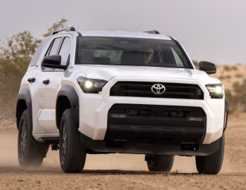 2025–pr. Toyota 4Runner SR5 '2024–pr.