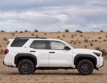 2025–pr. Toyota 4Runner SR5 '2024–pr.