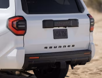 2025–pr. Toyota 4Runner SR5 '2024–pr.