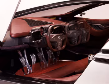 Interior Toyota Alessandro Volta '03.2004