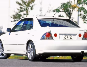 Toyota Altezza [Japan] (XE10) '10.1998–04.2001
