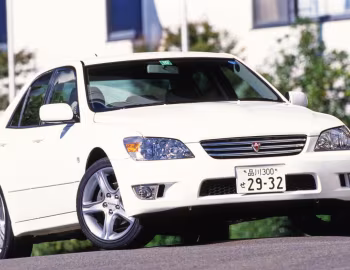 Toyota Altezza [Japan] (XE10) '10.1998–04.2001