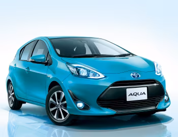 Toyota Aqua '06.2017–07.2021
