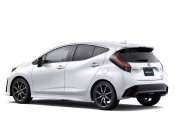 Toyota Aqua GR Sport '11.2022–pr.