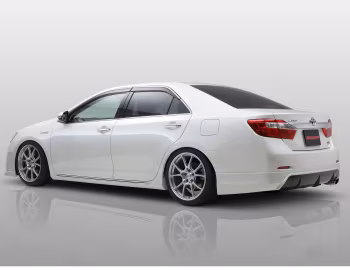 Asuka Japan Toyota Camry Hybrid '2013
