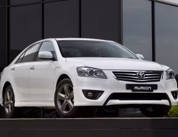 Toyota Aurion "White Limited Edition" [Australia] (XV40) '2011