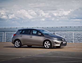 Toyota Auris '2012–15