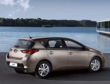 Toyota Auris '2012–15