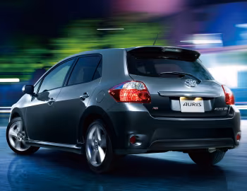 Toyota Auris [Japan] '10.2009–08.2012
