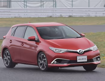 Toyota Auris [Japan] '04.2015–03.2018