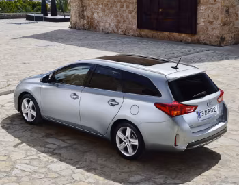 Toyota Auris Touring Sports '2013–15