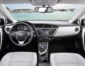 Panel frontal Toyota Auris Touring Sports Hybrid '2013–15