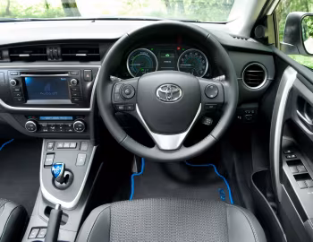 Panel frontal Toyota Auris Touring Sports Hybrid [UK-spec] '2013–15