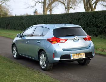 Toyota Auris [UK-spec] '2012–15