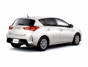 Toyota Auris 180 G [Japan] '08.2012–04.2015